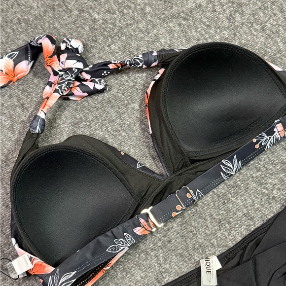 Nique Black and Pink Floral Bikini - Picture 5 of 5